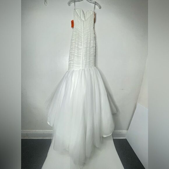 Mikaella Bridal Strapless Mermaid Ivory Wedding Dress Size 4 - Picture 3 of 12